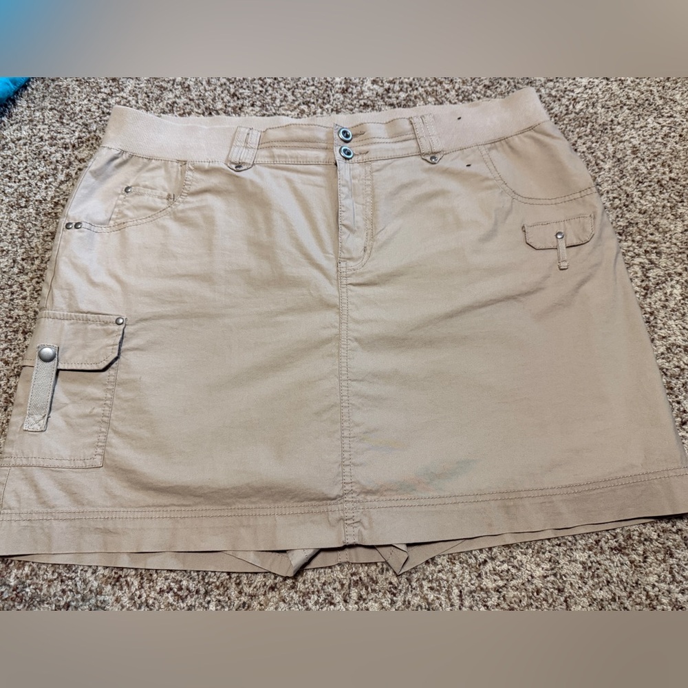Lane Bryant Skort Shorts Beige Size 18